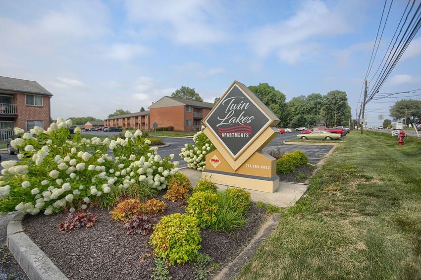 Twin Lakes Manor Apartments 4405 A Union Deposit Road Harrisburg Pa